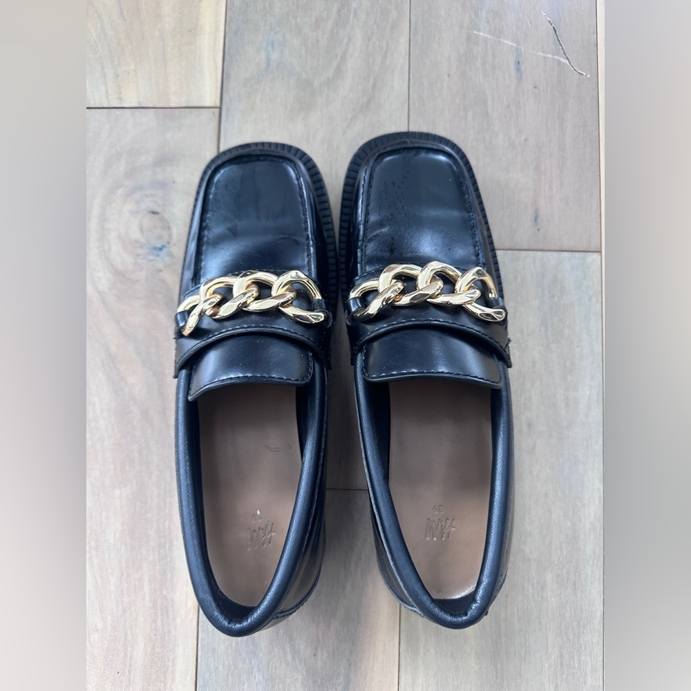 H & M black loafers with gold chain